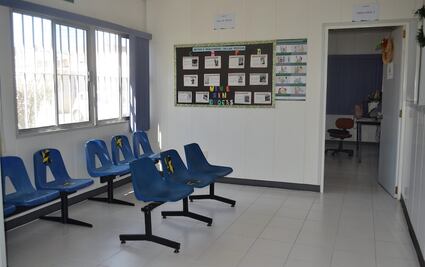 Suspenden 5 centros que tratan adicciones