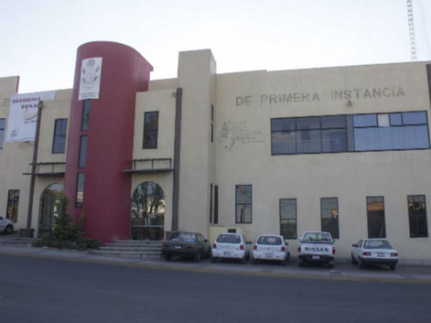 Urge juzgado de TCA en SJR