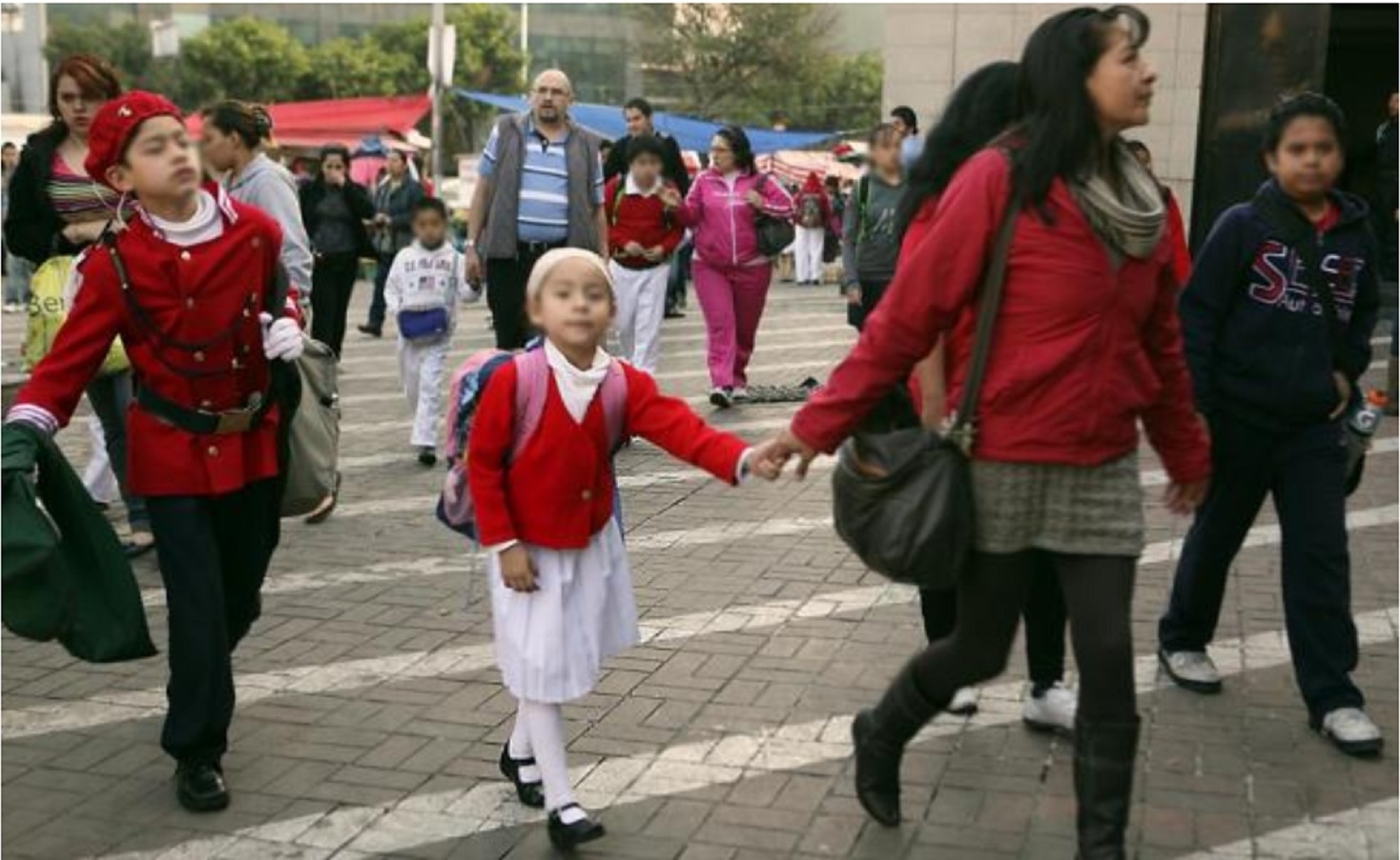 Termina ciclo escolar y más de 25 millones de niños salen de vacaciones