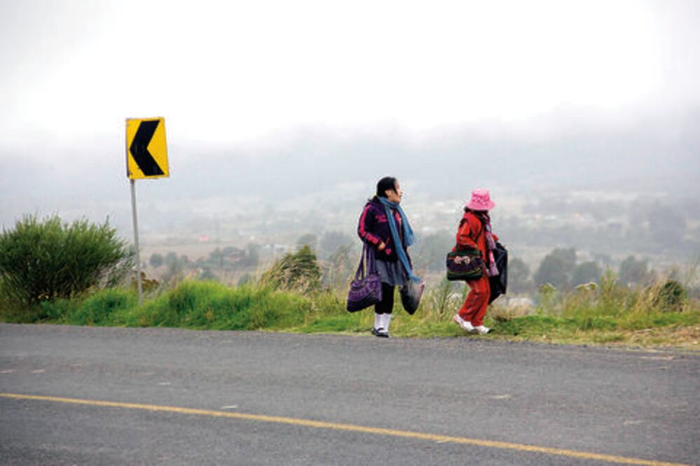 Alcalde de Amealco busca ayudar a zonas indígenas