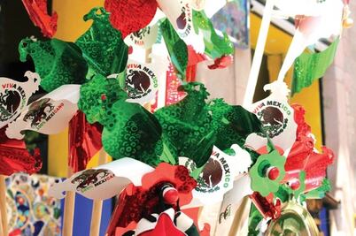 Otorgan permiso a 1,382 comerciantes 