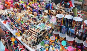 Municipio de Querétaro habilitó dos espacios para venta artesanal en vía pública