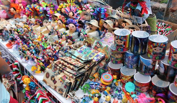 Municipio de Querétaro habilitó dos espacios para venta artesanal en vía pública