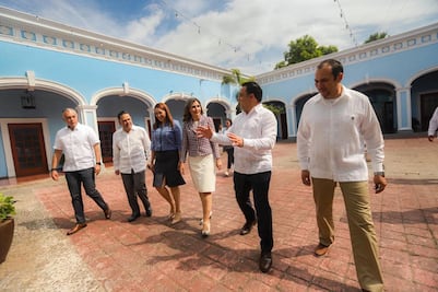 Presenta Luis Nava CuelgaApp en Colima