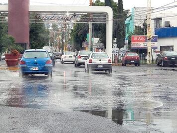 10 mil personas en riesgo por lluvias 