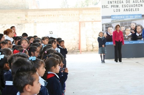 Pide escuela apoyo en infraestructura