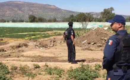 Pobladores defienden su "huachicol" ante soldados 