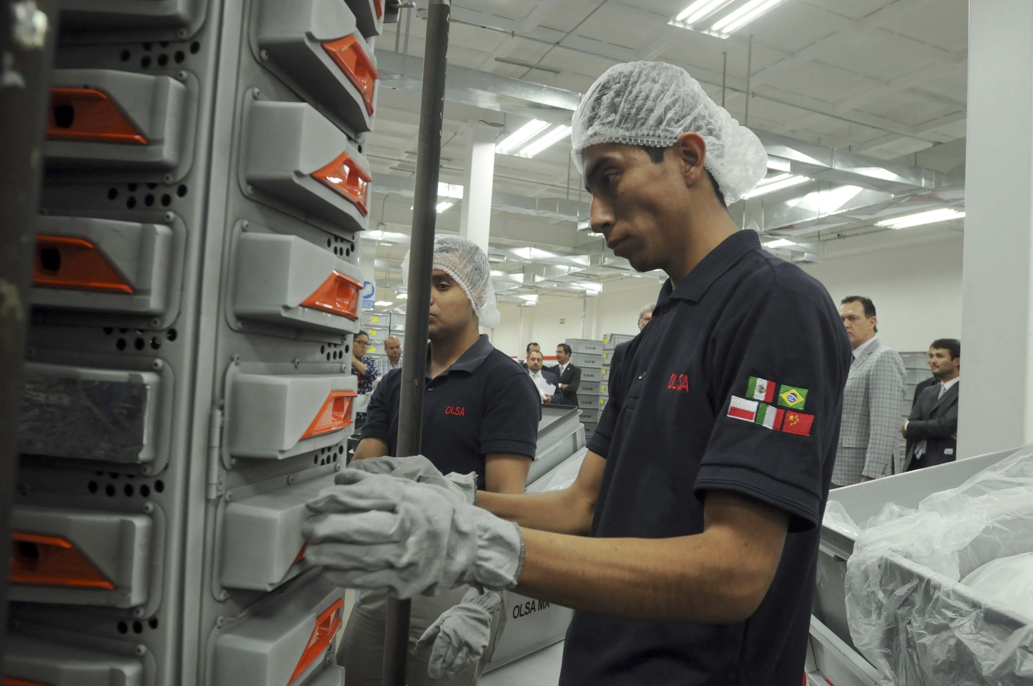 Un millón de jóvenes se benefician con programa