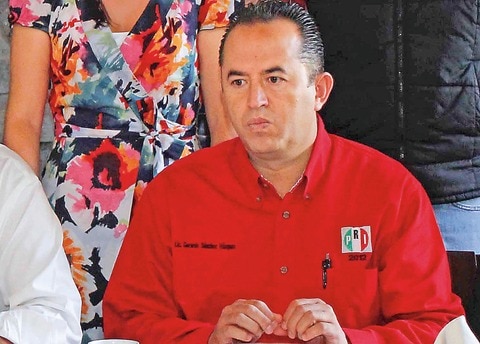 El priísta, indiferente al apoyo del PRD a Vega 