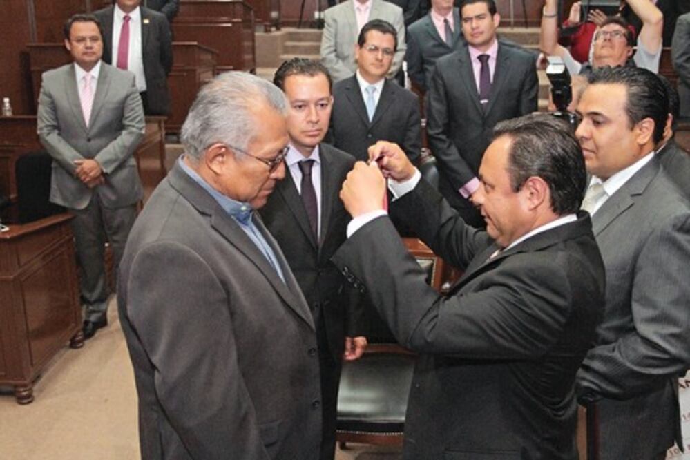 Reconocen labor y trayectoria 