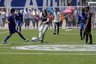 Entregan deportivo en Pedro Escobedo