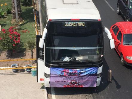 Protestan transportistas por alza de combustibles e inseguridad