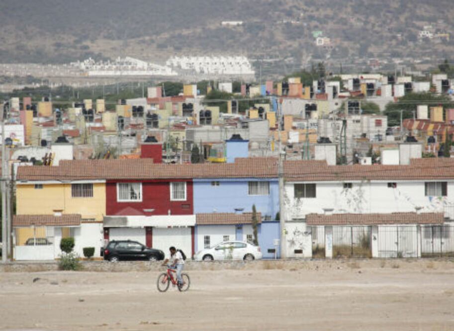 Baja 5% sector de vivienda