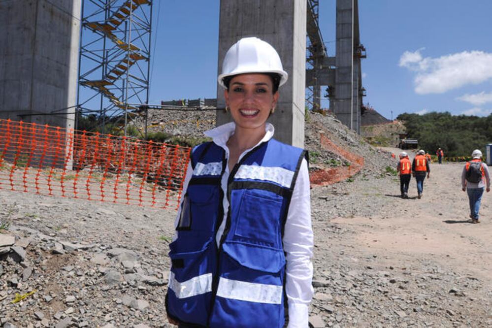 Zasha Lezama, presidenta del Colegio de Arquitectos del estado, indica que serán los encargados de realizar el boceto y presentarlo ante las autoridades estatales; estima que alcanzar un costo de mil 500 millones de pesos (RICARDO LUGO. EL UNIVERSAL)