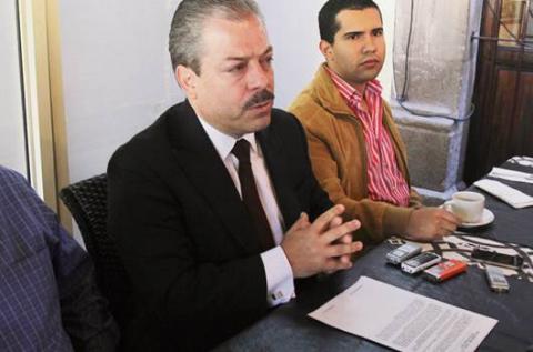 Analiza PES tres perfiles para 2015