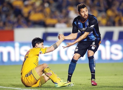 Gallos logra un leve repunte en torneo