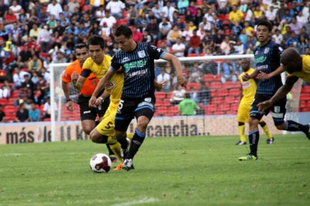 Gallos juega mañana contra América