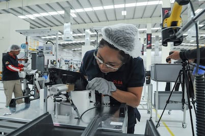 Imco: sólo 38% de las mujeres tienen empleo