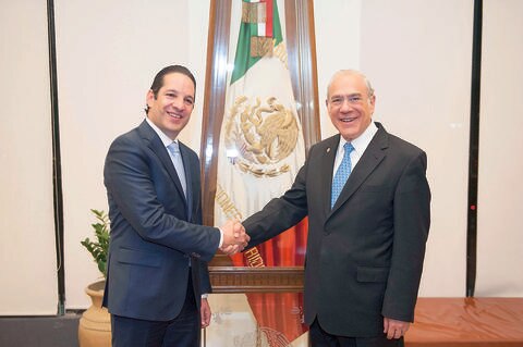 Gobierno celebra reunión con OCDE