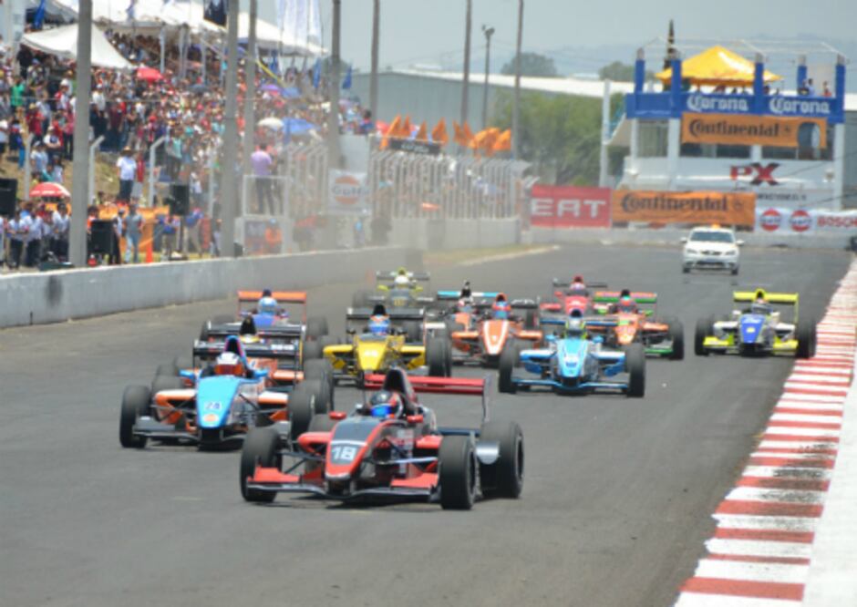 Regresa LATAM F2000 al autódromo