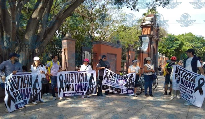 Familiares y amigos exigen justicia por ciclista fallecido en la carretera 120