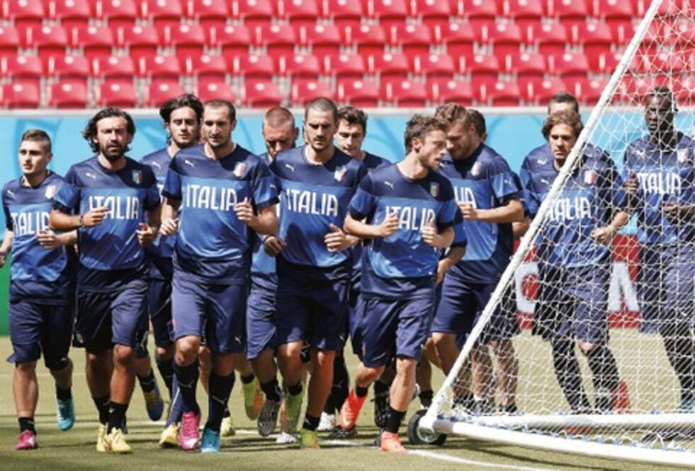 Italia le teme al calor de Recife contra ticos