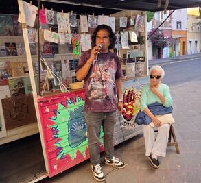 Herring Publishers festeja sus “Dulces 16”