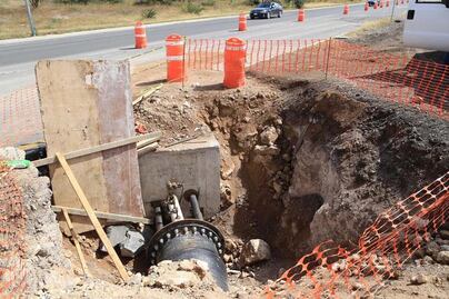 Reubican acuaférico en zona centro de la capital 