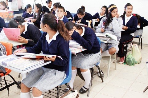 Brindan orientación sobre uso de drogas