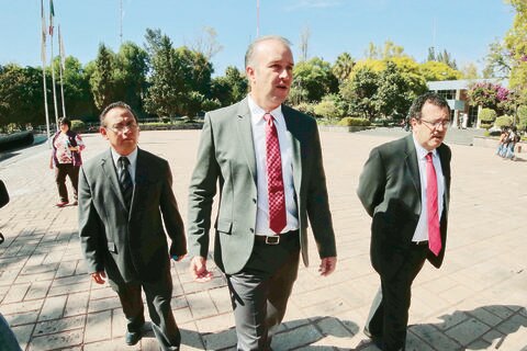 El Marqués y la UAQ becarán a estudiantes