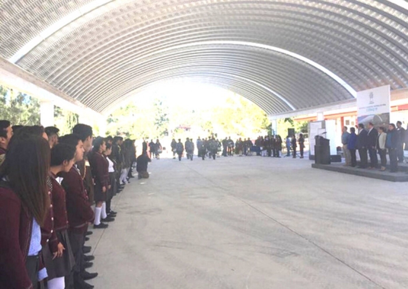 Entregan arcotecho al Cobaq 19 en Corregidora