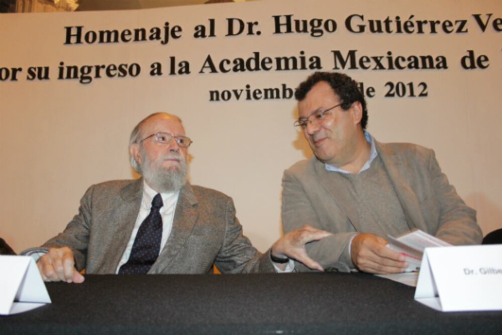Reconocen a ex rector Hugo Gutiérrez Vega