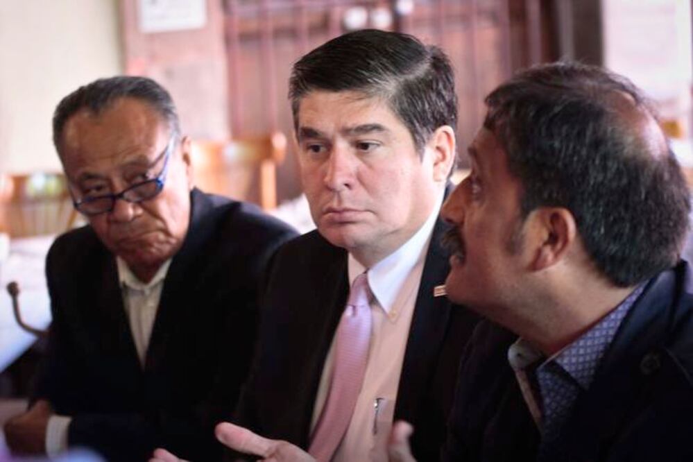 El dirigente estatal de Morena, Carlos Peñafiel Soto, se deslindó de cualquier actividad o convocatoria hecha por este grupo y solicitó a sus militantes y simpatizantes estar alerta de amenazas contra las labores y estructura del partido. (ARCHIVO. EL UN)