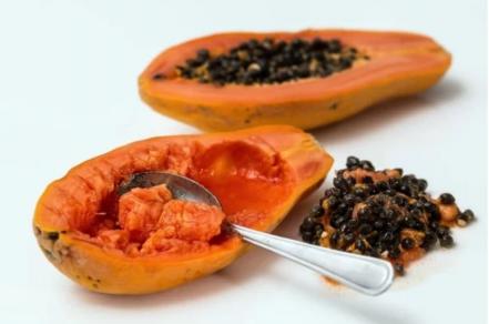 ¿Qué le pasa a tu cuerpo si comes diario papaya?