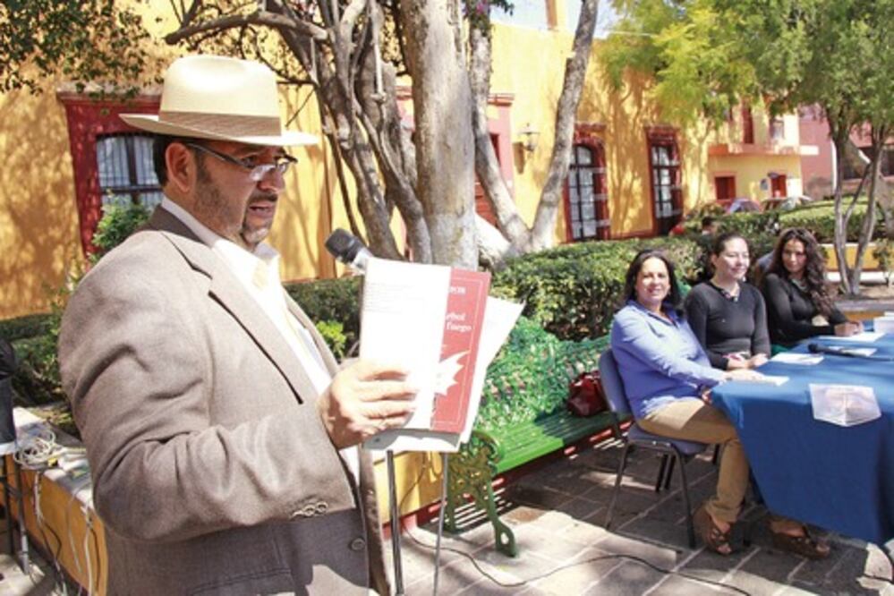 Rinden homenaje a Chava Alcocer