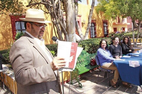 Rinden homenaje a Chava Alcocer