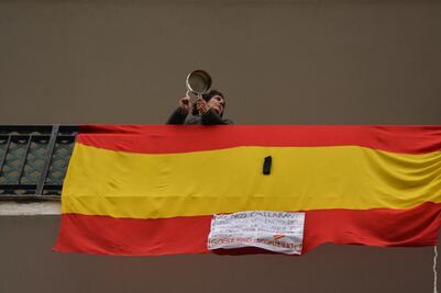 Cacerolazo. La derecha protesta por encierro
