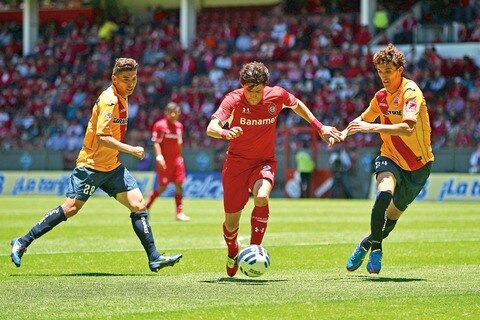 Perdona el diablo a la monarquía