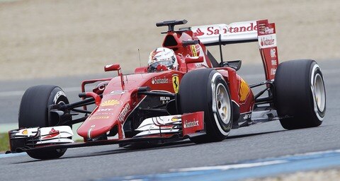 Vettel da honor a Ferrari