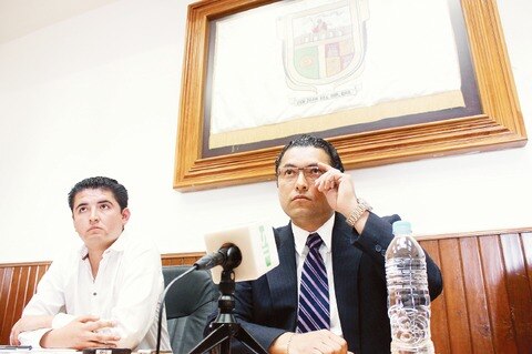 Capacitan a servidores en transparencia