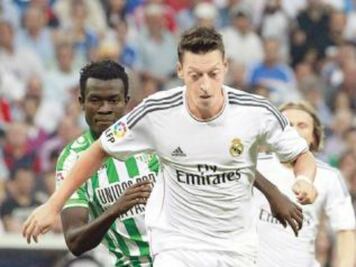 Mesut Özil del Madrid al Arsenal
