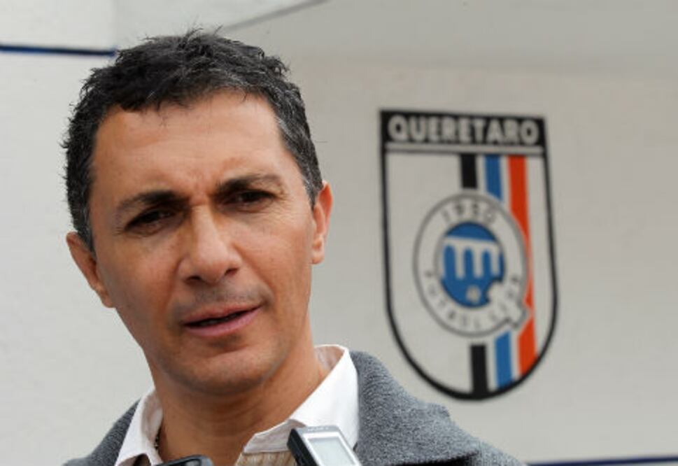 Permanecerá nuevo escudo de Gallos 