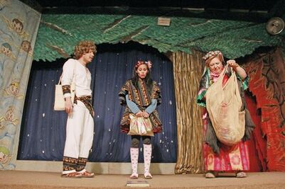 Inicia pastorela de Los Chones