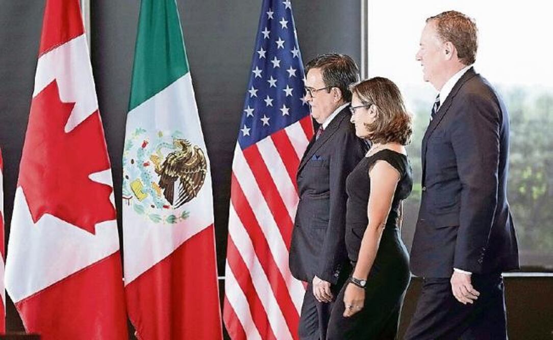 Representantes comerciales de México, Canadá y Estados Unidos, durante la tercera ronda de negociaciones en Ottawa (Archivo El Universal)