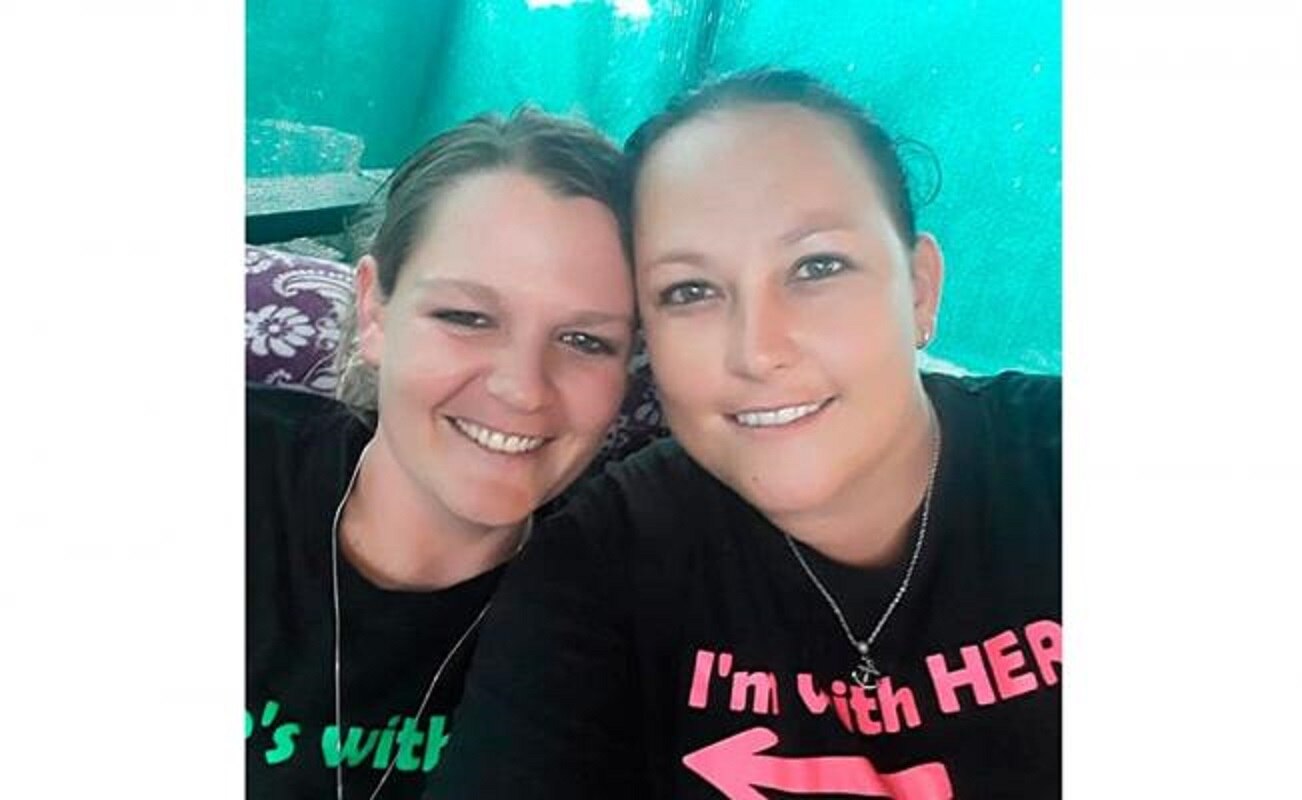 Acusan a 8 personas de torturar y asesinar a pareja de lesbianas en Sudáfrica