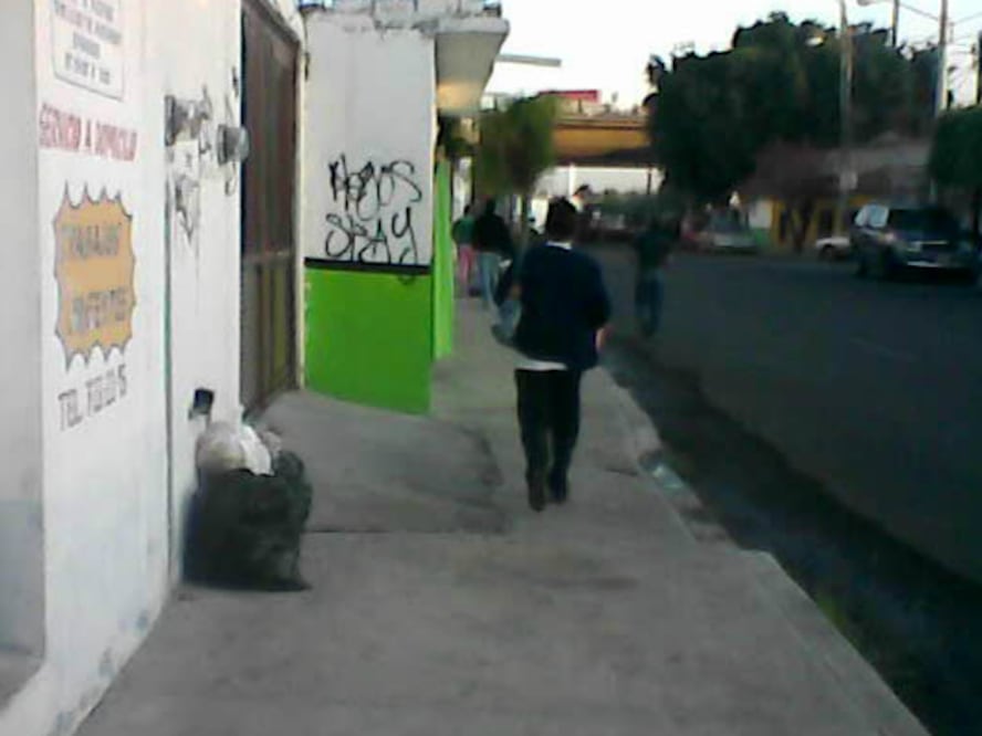 Se acumula basura en Villas Campestre