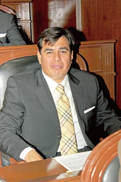 Navarrete, diputado que no ha sesionado