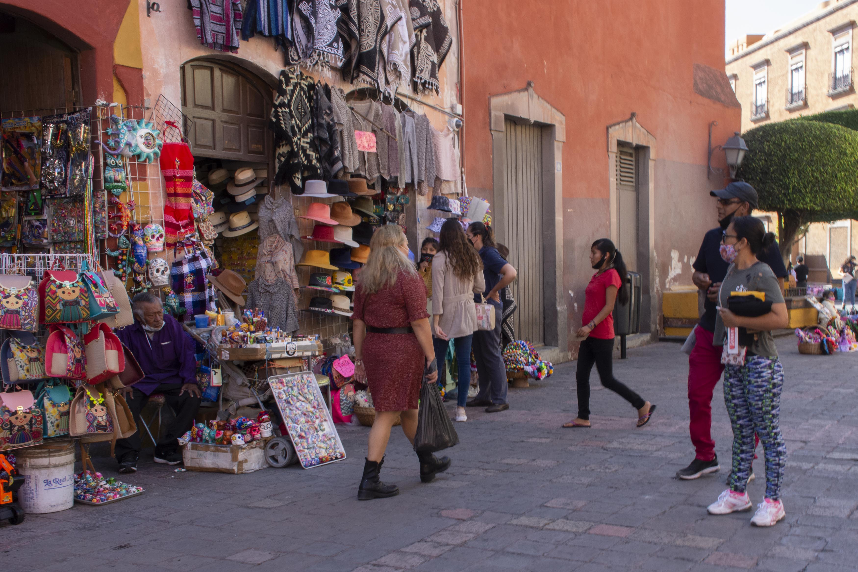 Ya hay recuperación económica, afirman comercios del Centro Histórico de Querétaro