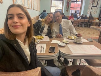 "Una tradición; el desayuno en familia y en La Mariposa"