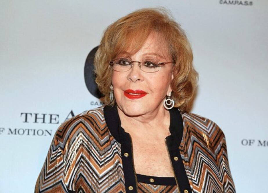 Pinal festeja 23 años de los Premios Bravo